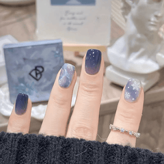 Arctic Glow Press On Nails – Snowfall Blue & White Art (24PCs)