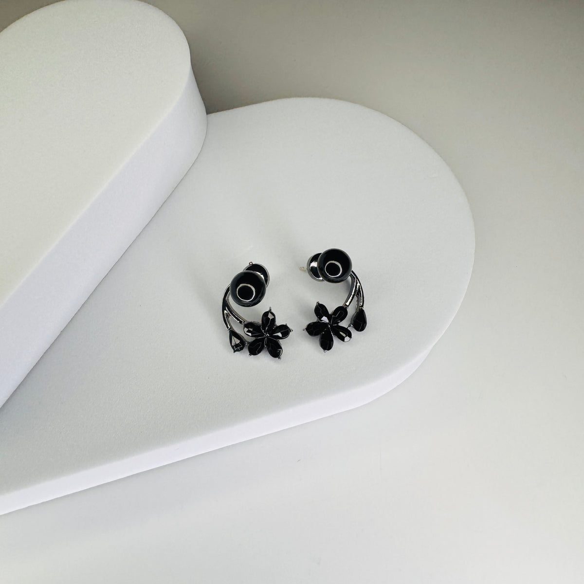 Midnight Blossom Pearl Stud Earrings