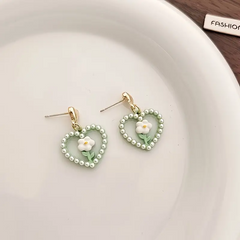 Chic Green Floral Heart Stud Earrings