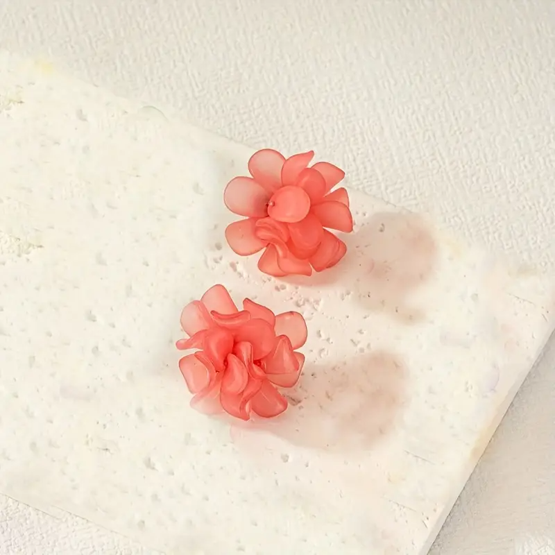 Elegant Acrylic Flower Stud Earrings (Green/Pink)