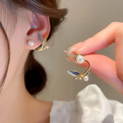 Vintage Pearl Leaf Stud Earrings