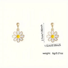 Daisy Charm Glaze Stud Earrings