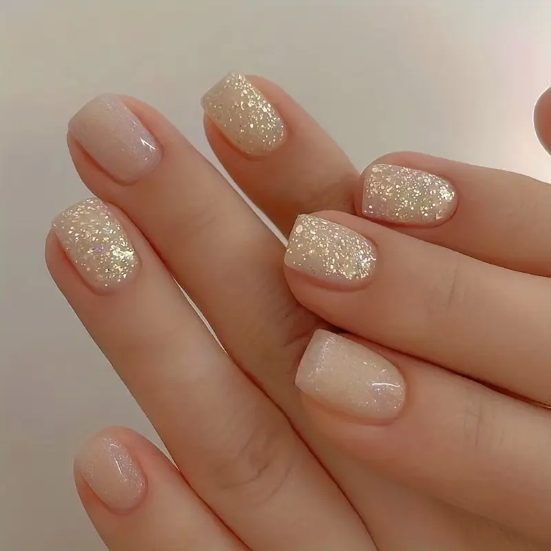 Twinkle Tips – Short Nude Pink Glitter French Press-Ons
